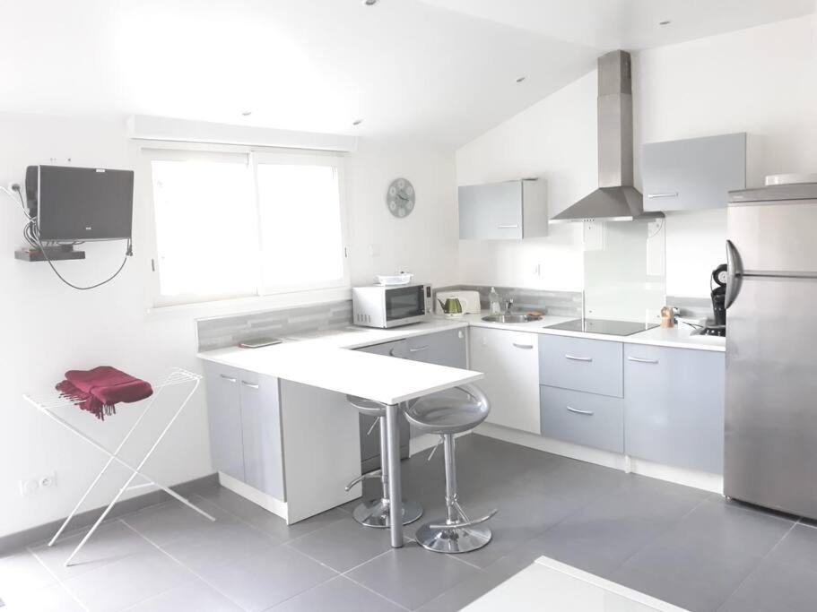 Maison De 4 Personnes Saint-Porchaire Extérieur photo